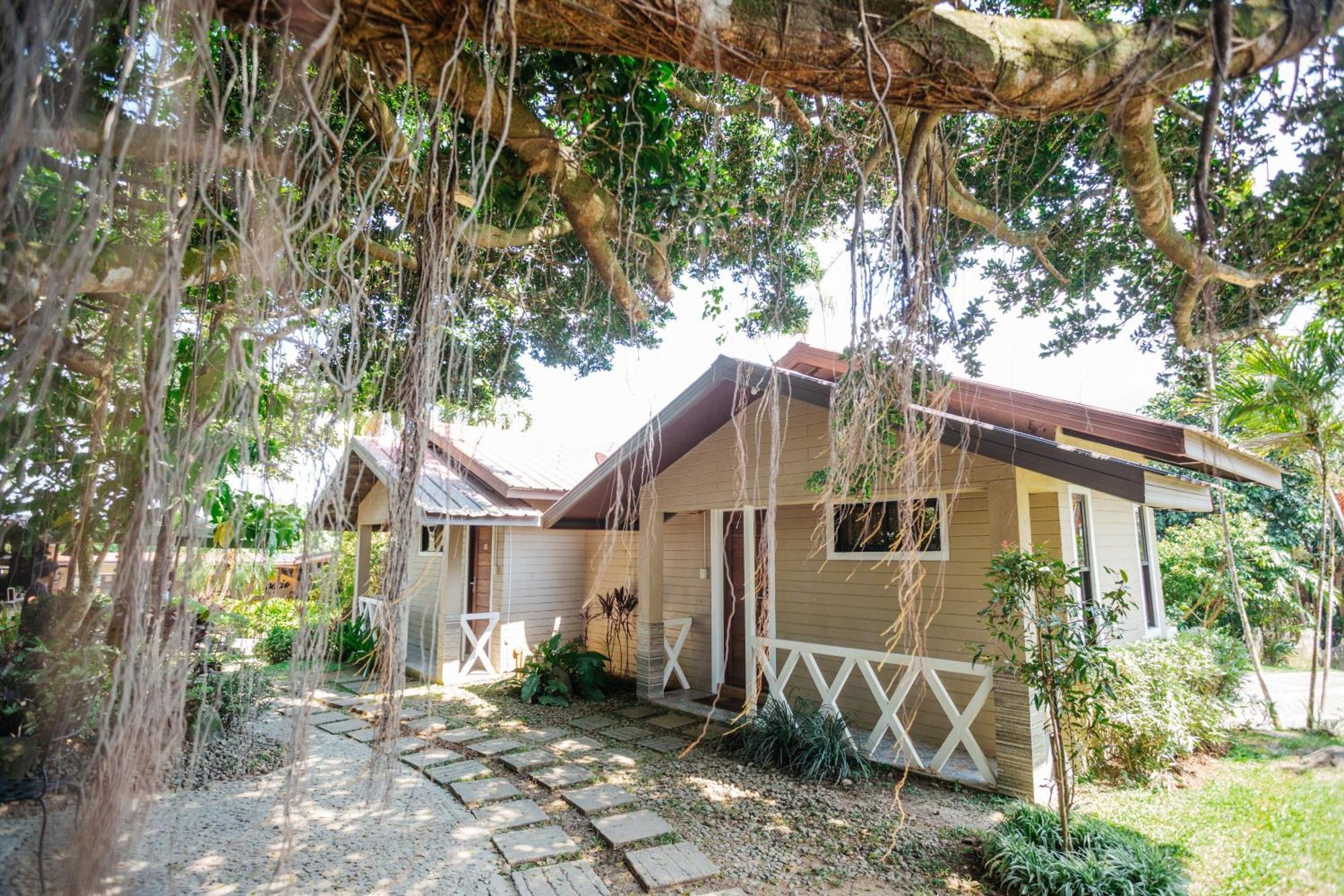 Spacio Caliraya Bed & Breakfast Lumban Экстерьер фото