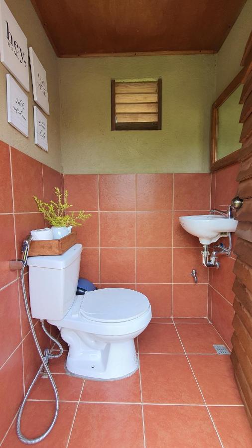 Spacio Caliraya Bed & Breakfast Lumban Экстерьер фото