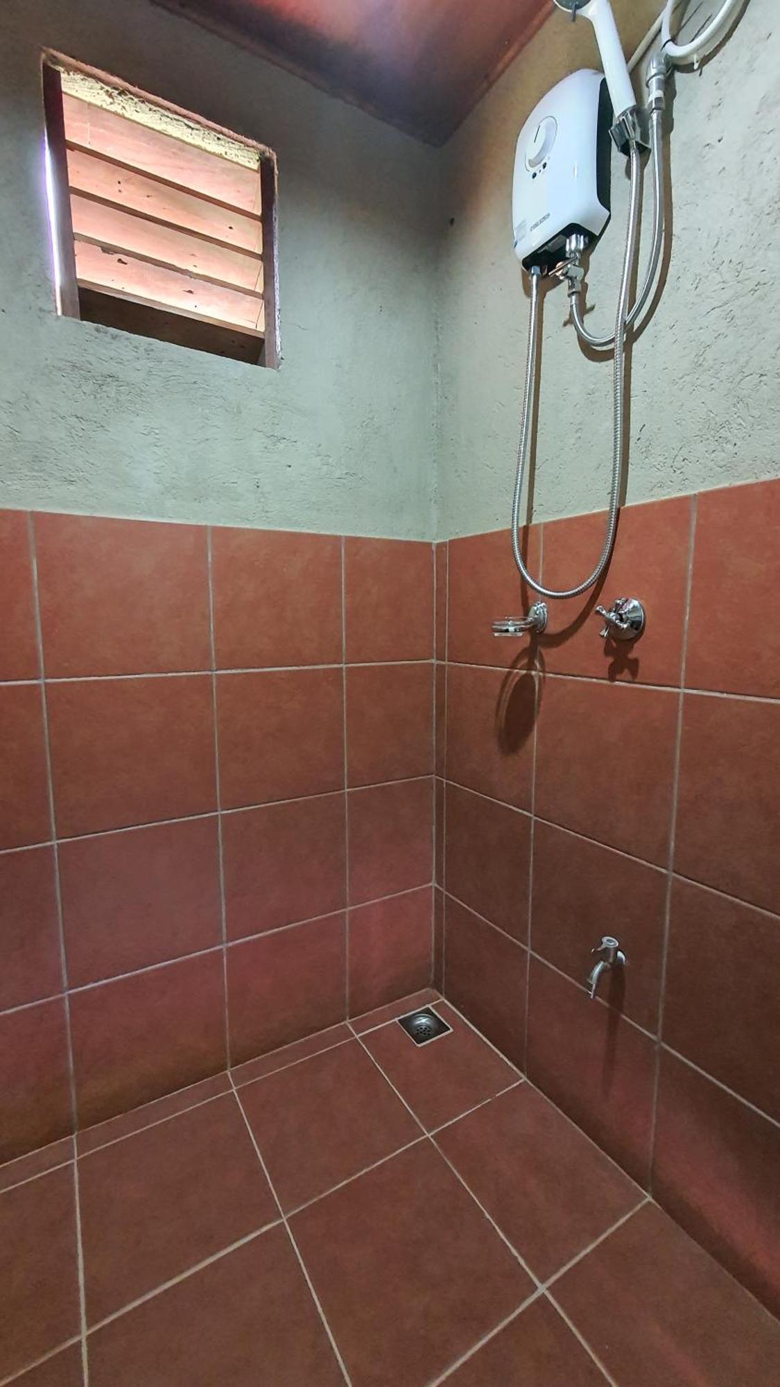Spacio Caliraya Bed & Breakfast Lumban Экстерьер фото
